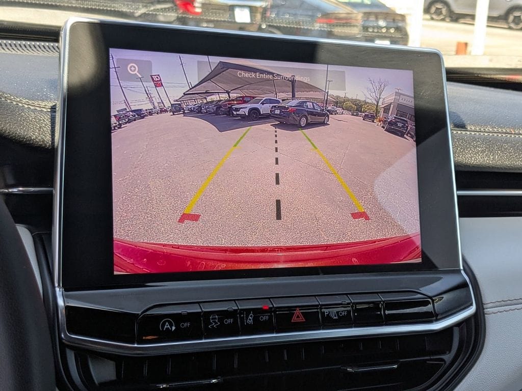 Thumbnail: 2025 Jeep Compass - 21