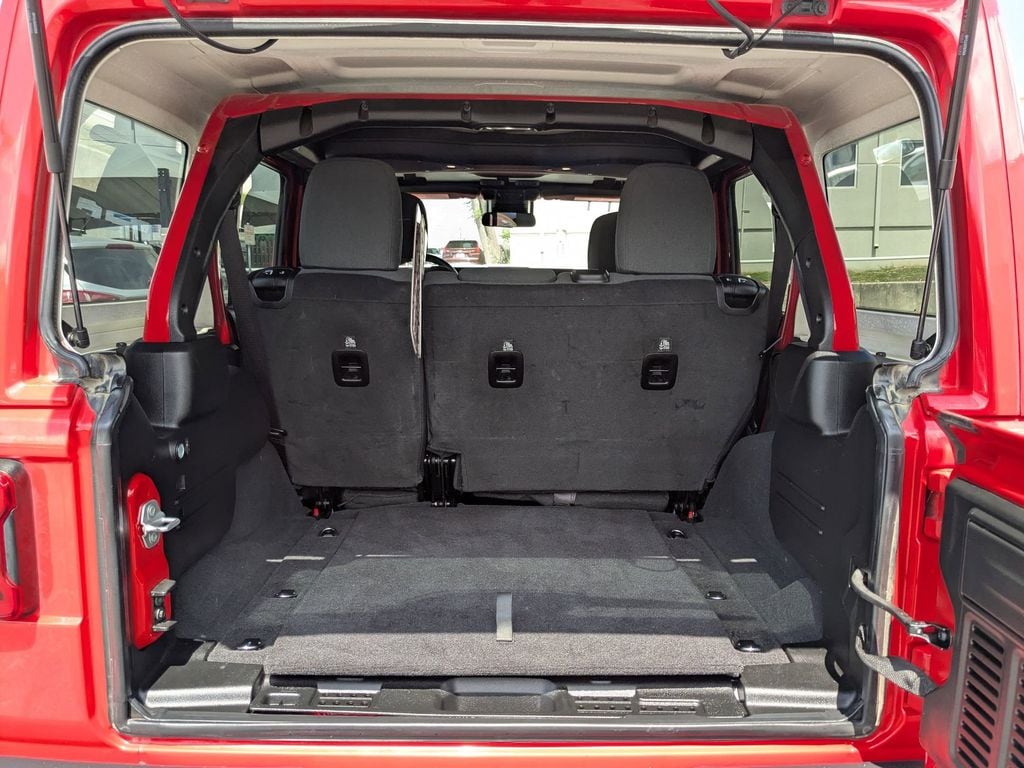 Thumbnail: 2025 Jeep Wrangler - 28