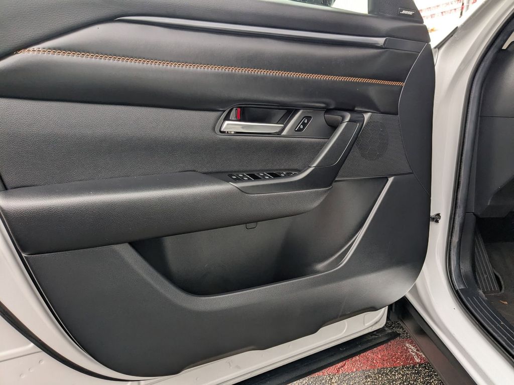 Thumbnail: 2025 Mazda CX-50 - 13