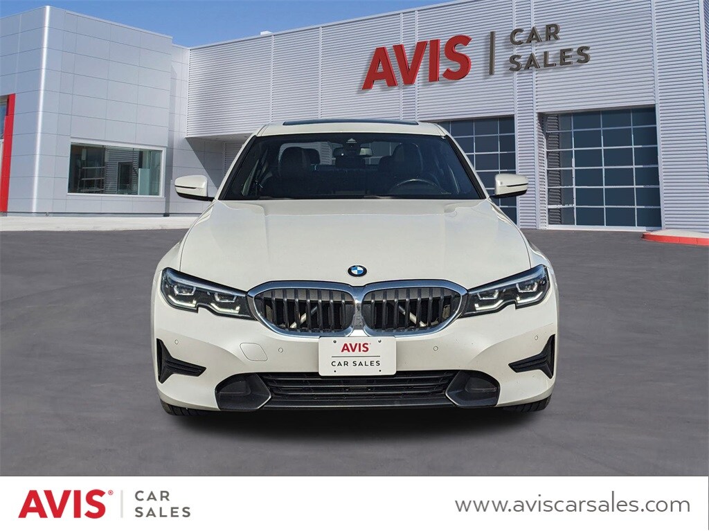 Used 2020 BMW 330i For Sale at AVIS Car Sales VIN 3MW5R7J00L8B06510