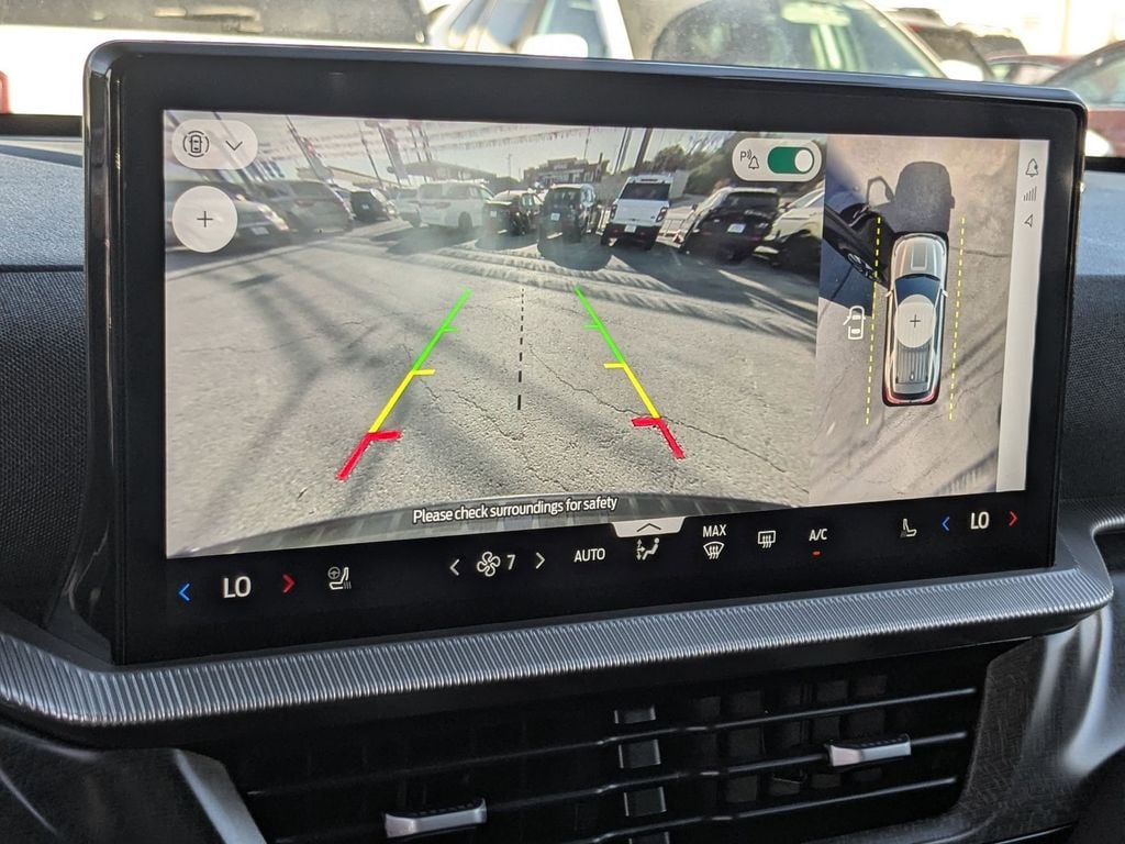 Thumbnail: 2025 Ford Explorer - 20