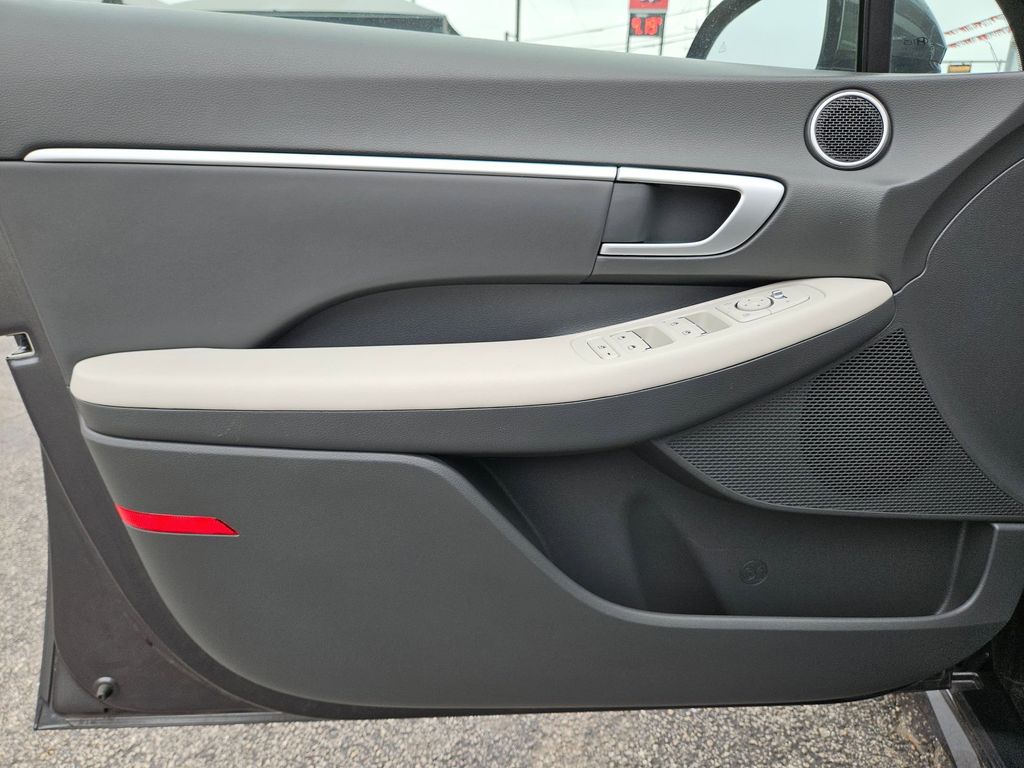 Thumbnail: 2025 Hyundai Sonata - 14