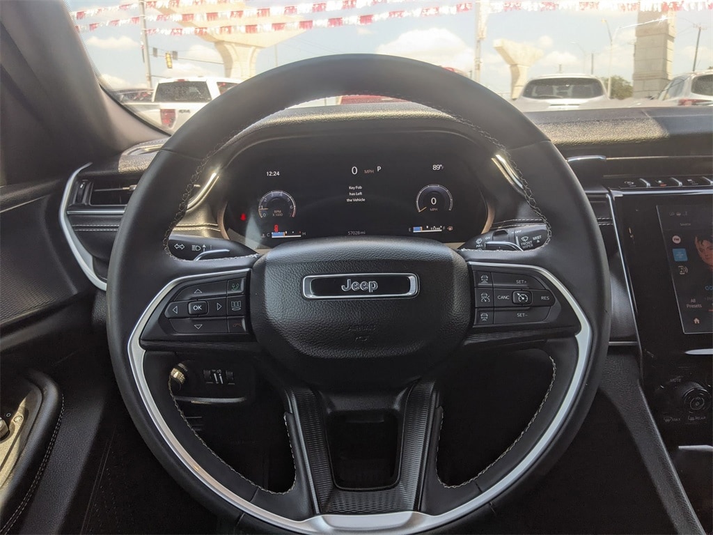 Thumbnail: 2024 Jeep Grand Cherokee L - 12