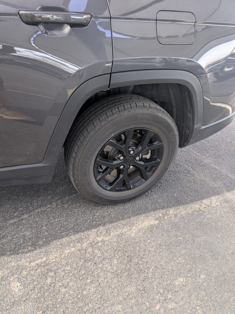 Thumbnail: 2024 Jeep Grand Cherokee L - 8