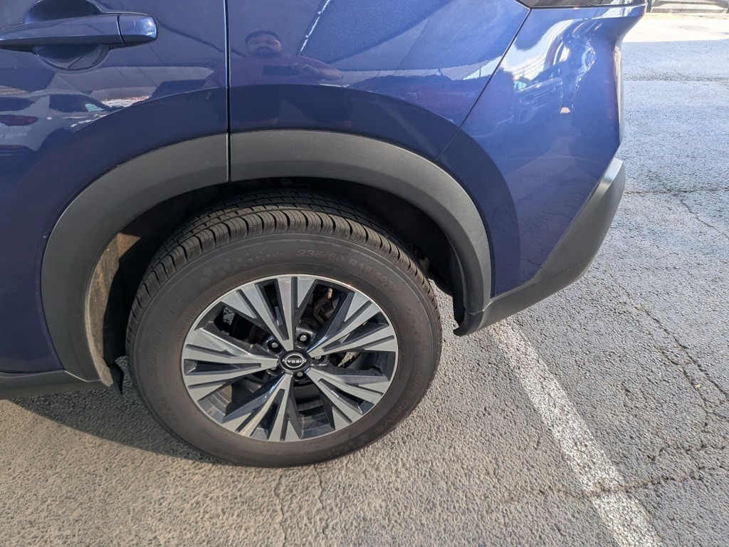Thumbnail: 2023 Nissan Rogue - 9
