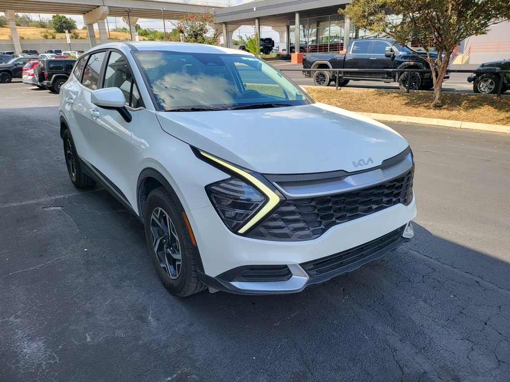Thumbnail: 2024 Kia Sportage - 3