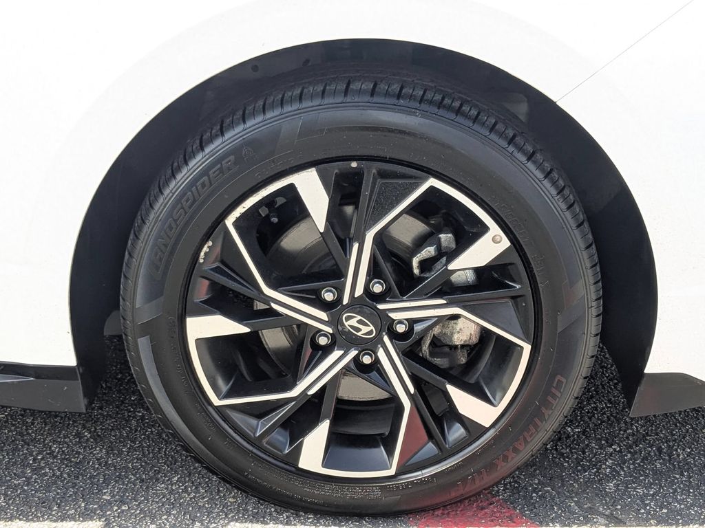 Thumbnail: 2025 Hyundai Sonata - 31