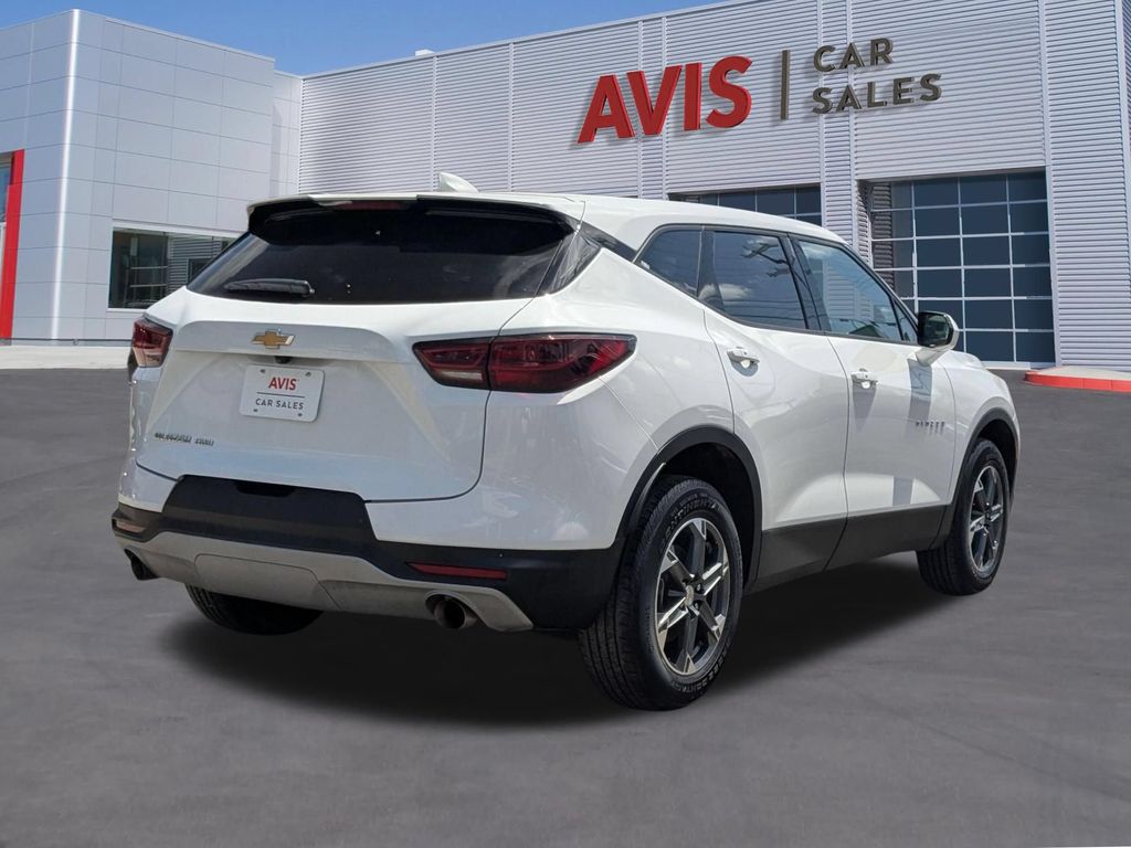 Thumbnail: 2025 Chevrolet Blazer - 6