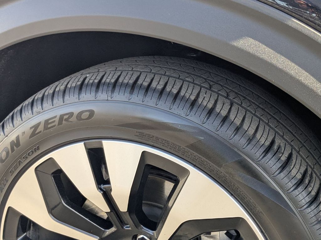 Thumbnail: 2025 Ford Explorer - 30