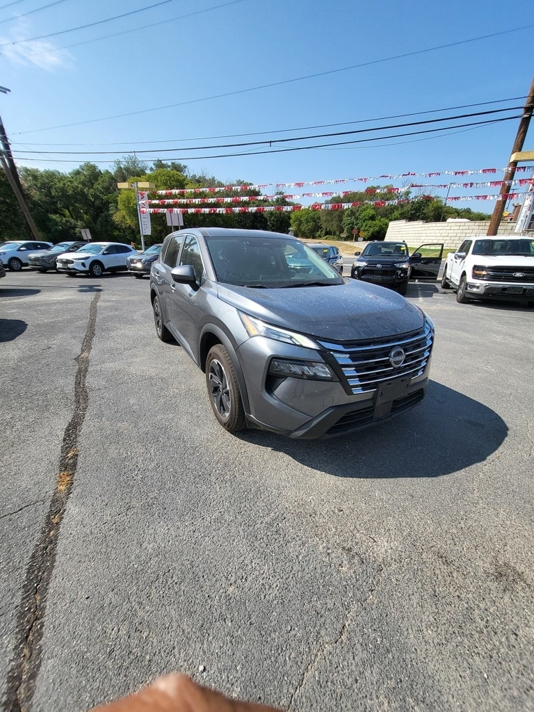 Thumbnail: 2024 Nissan Rogue - 2