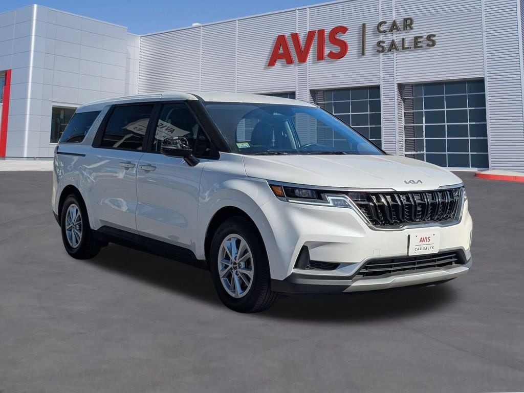 Thumbnail: 2024 Kia Carnival - 9