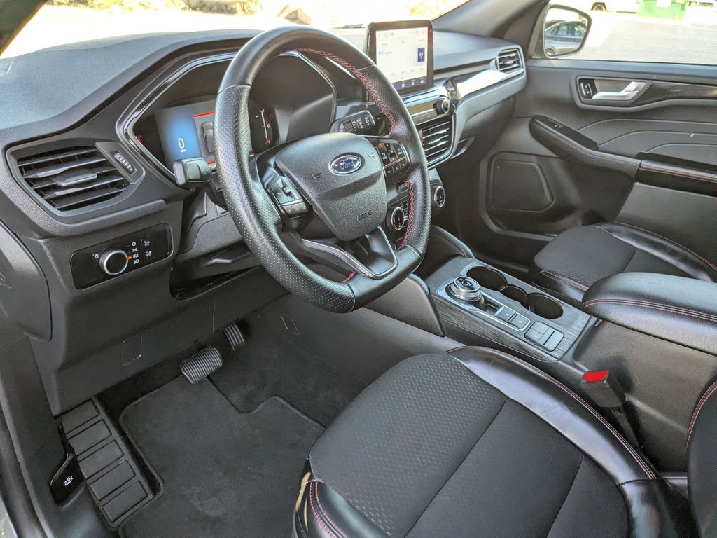 Thumbnail: 2025 Ford Escape - 13