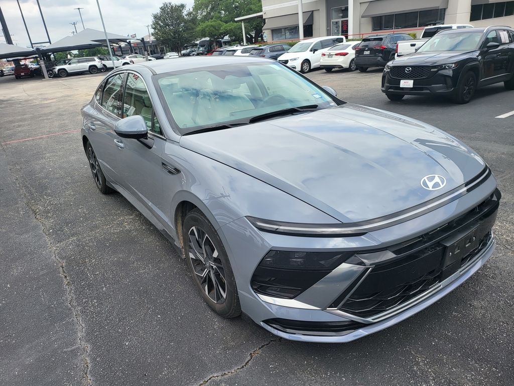 Thumbnail: 2025 Hyundai Sonata - 1