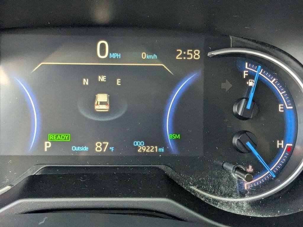 Thumbnail: 2025 Toyota RAV4 - 18