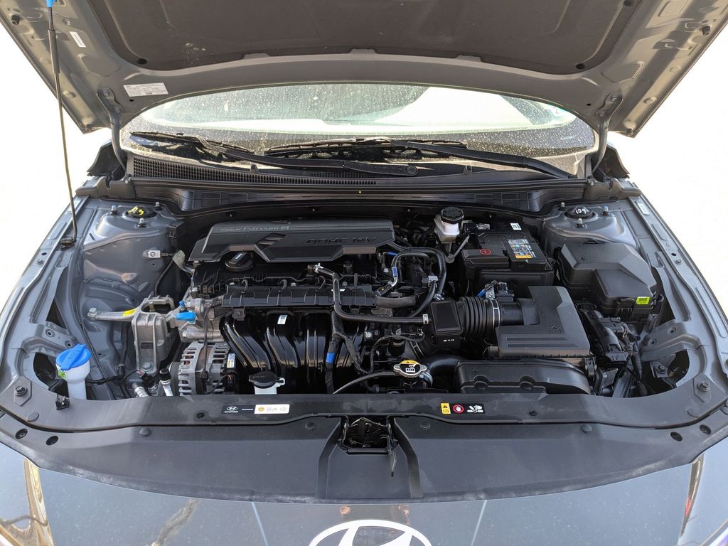 Thumbnail: 2025 Hyundai Elantra - 29