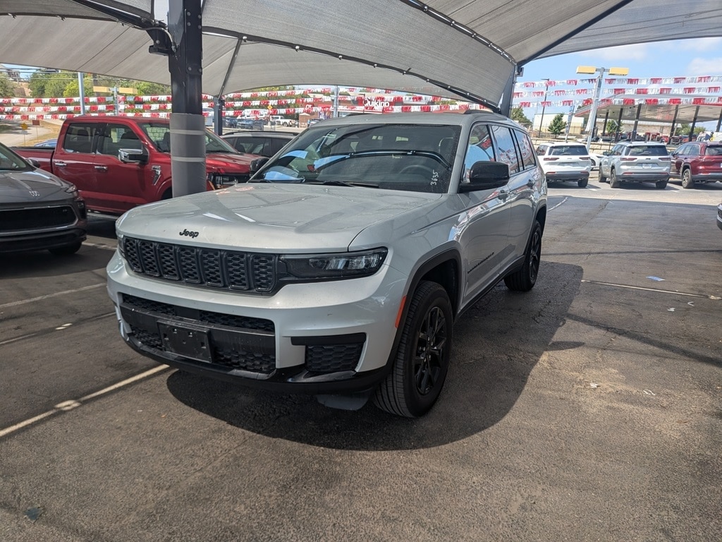 Thumbnail: 2024 Jeep Grand Cherokee L - 1