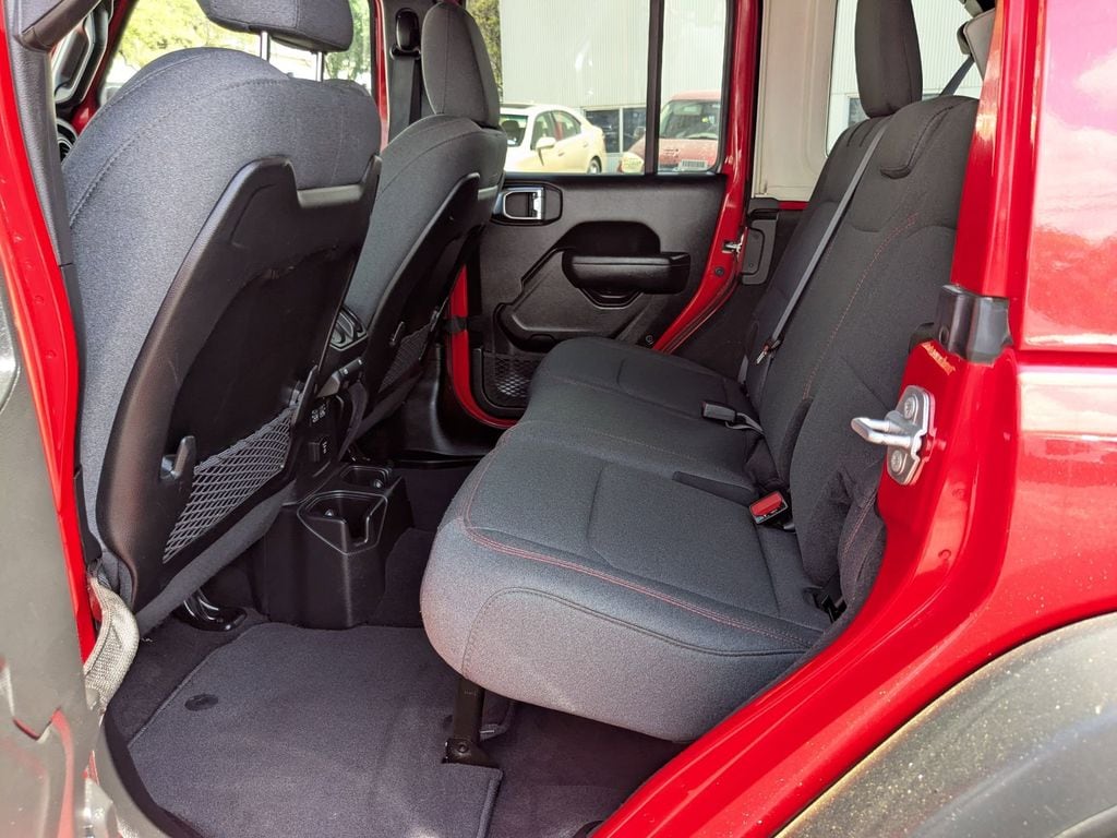 Thumbnail: 2025 Jeep Wrangler - 25