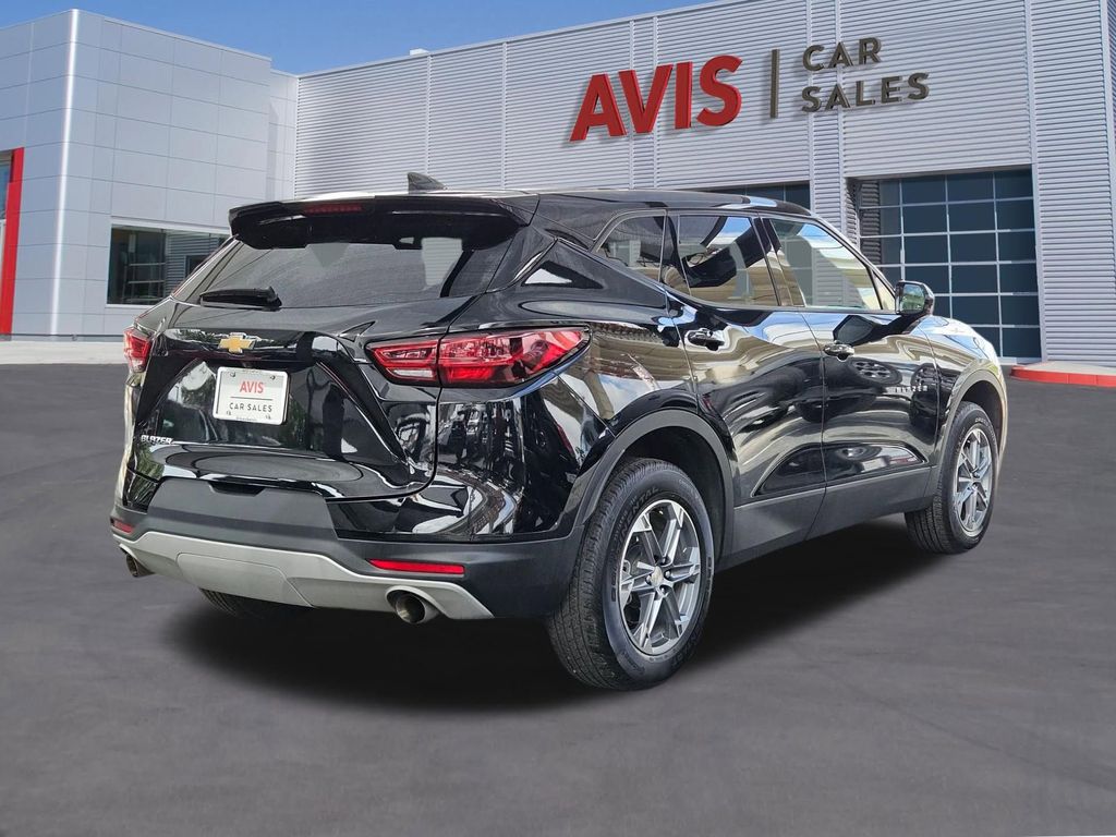 Thumbnail: 2025 Chevrolet Blazer - 6