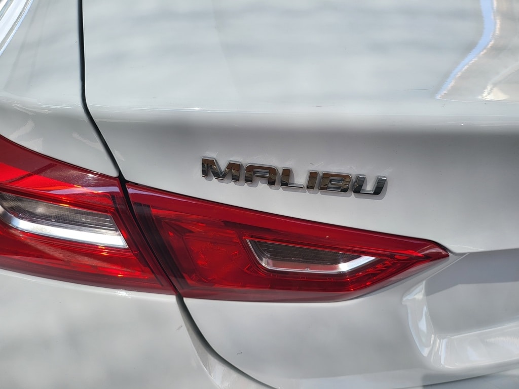 Thumbnail: 2024 Chevrolet Malibu - 8