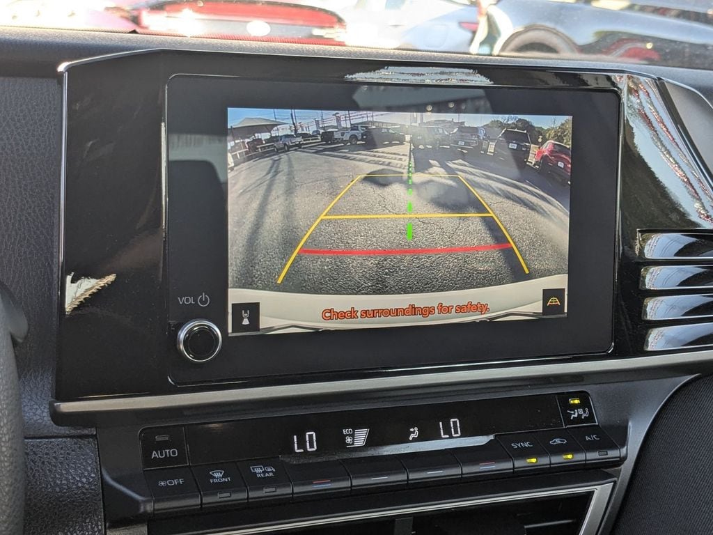 Thumbnail: 2025 Toyota Camry - 21