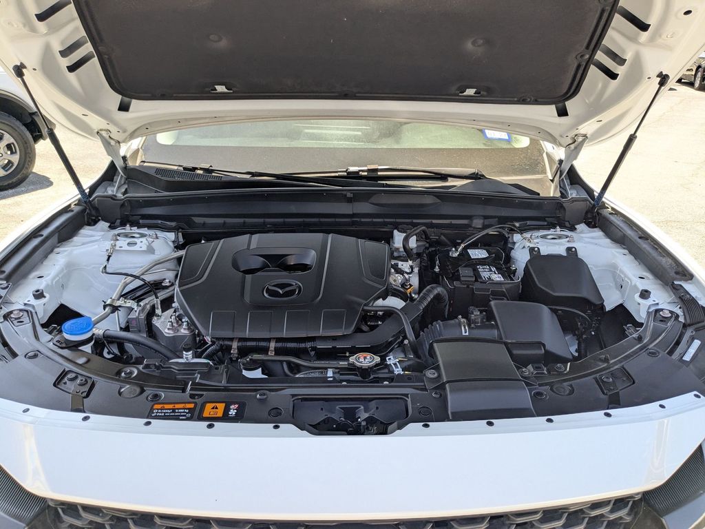 Thumbnail: 2025 Mazda CX-50 - 28