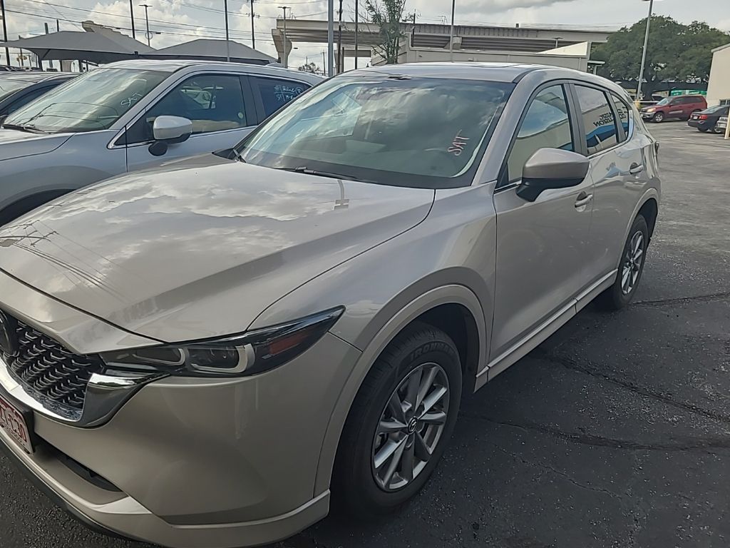 2025 Mazda CX-5's photo