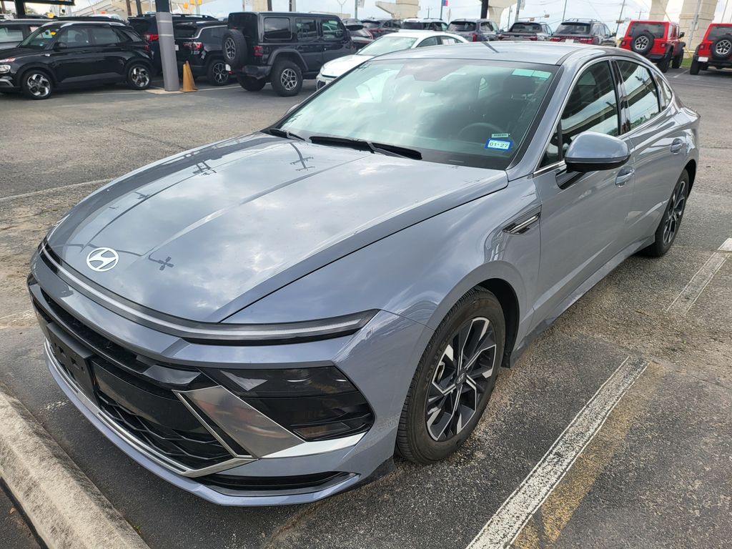 Thumbnail: 2025 Hyundai Sonata - 1