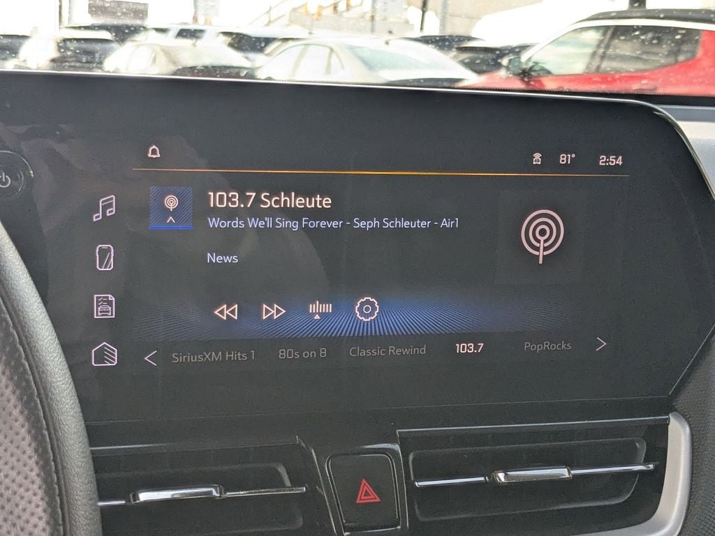 Thumbnail: 2025 Chevrolet TrailBlazer - 21