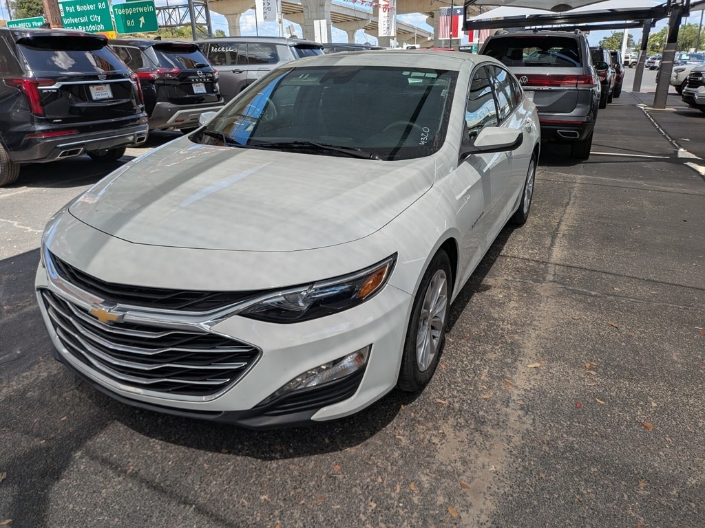 Thumbnail: 2023 Chevrolet Malibu - 1