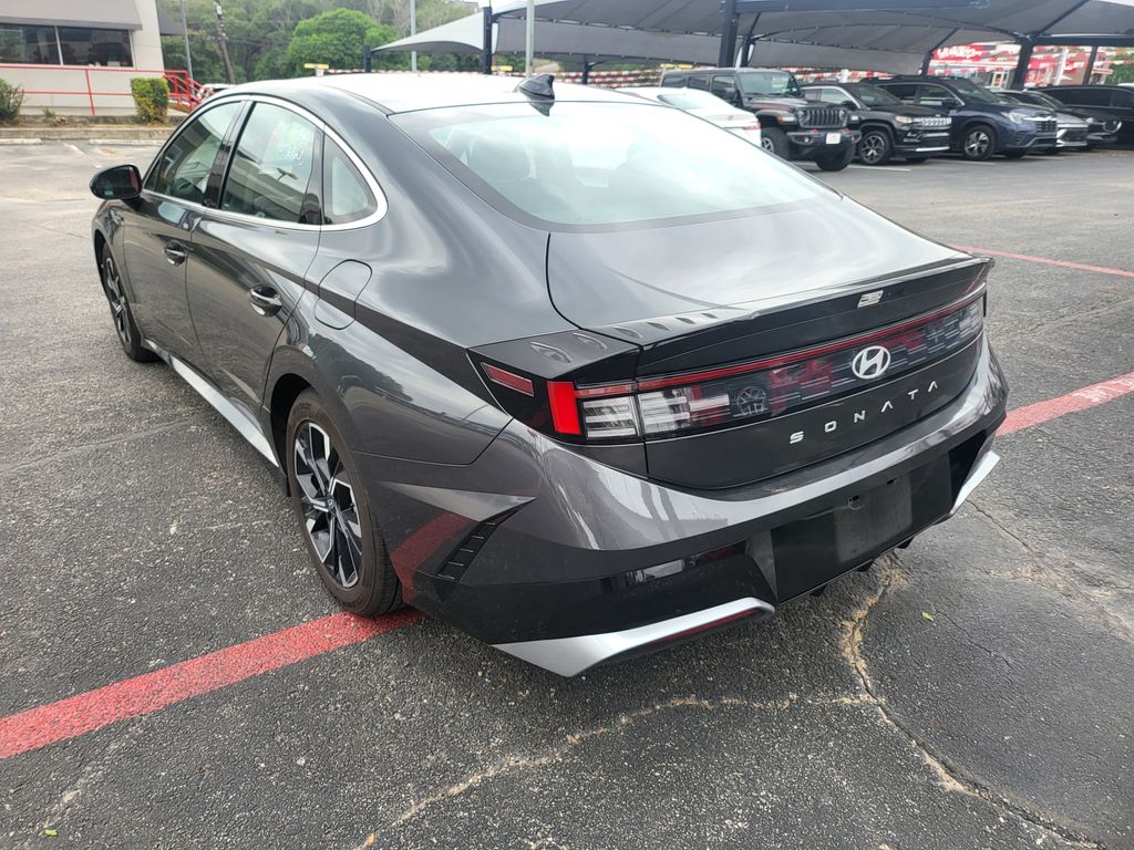 Thumbnail: 2025 Hyundai Sonata - 11