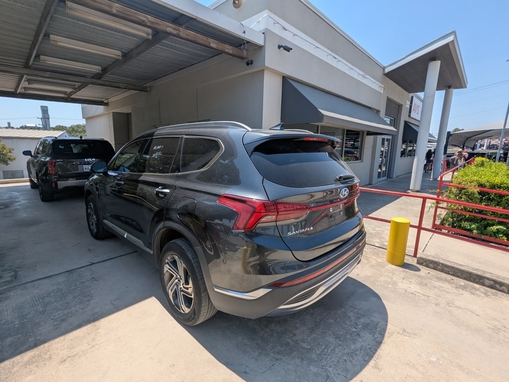 Thumbnail: 2023 Hyundai Santa Fe - 9