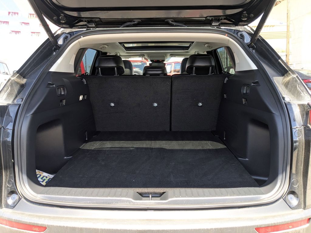 Thumbnail: 2025 Mazda CX-50 - 27