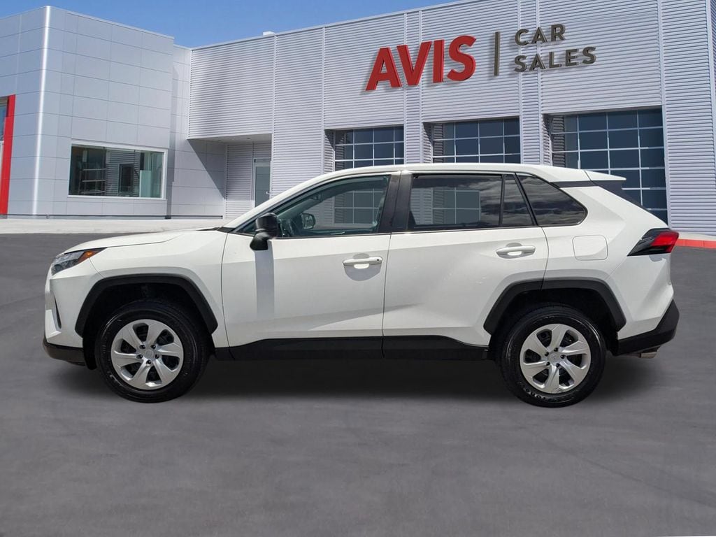 Thumbnail: 2025 Toyota RAV4 - 2