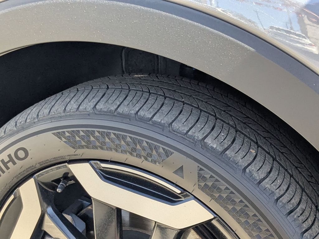 Thumbnail: 2025 Kia Telluride - 30