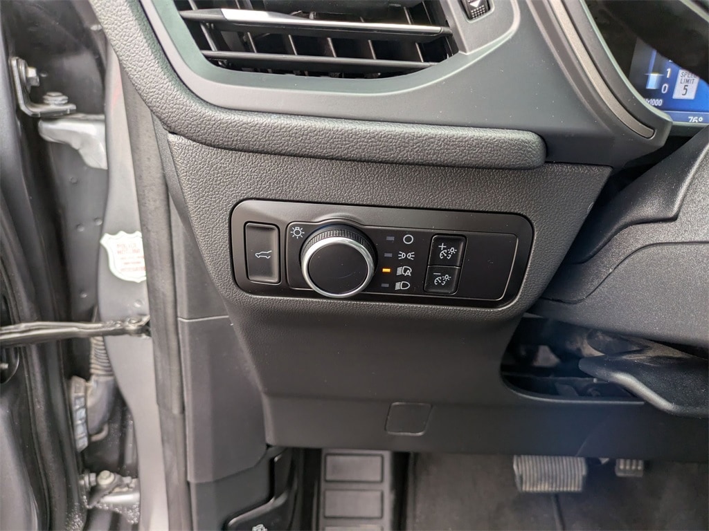 2023 Ford Escape Active 22
