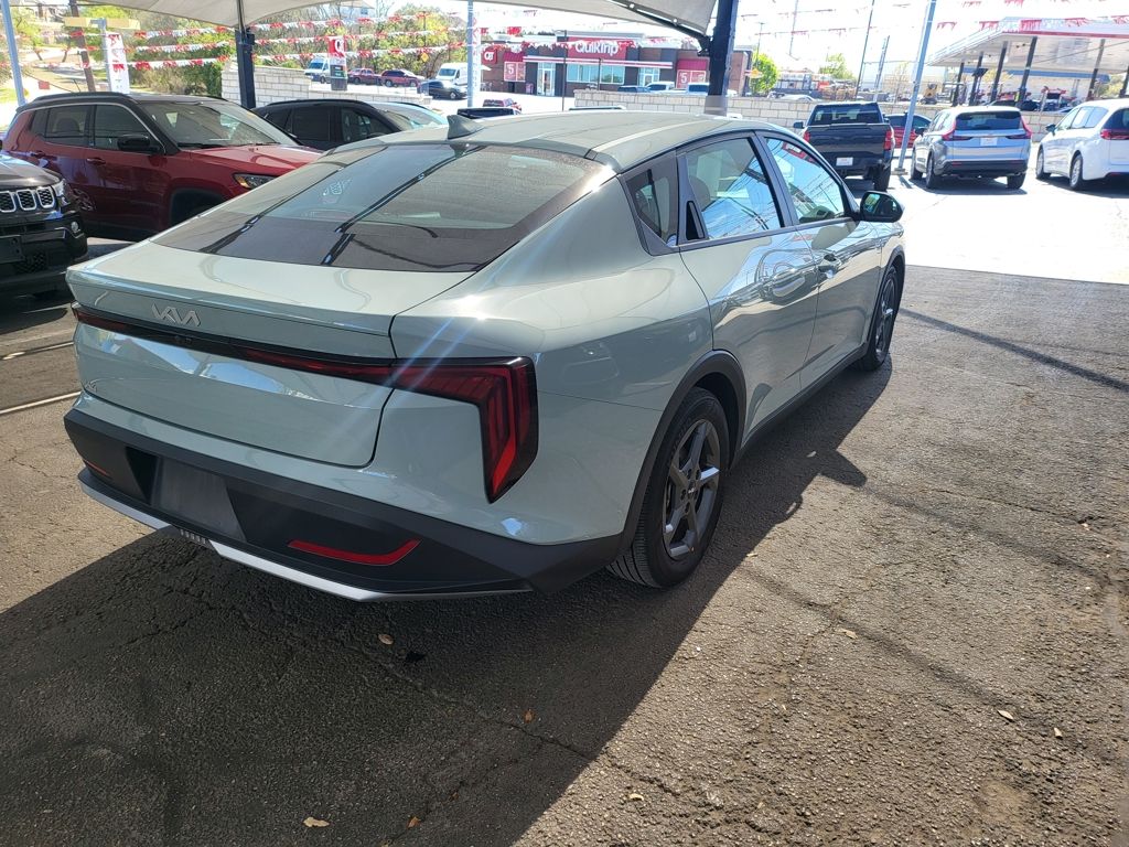Thumbnail: 2025 Kia K4 - 12