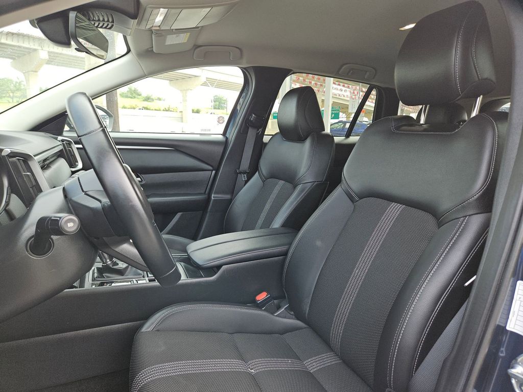 Thumbnail: 2025 Mazda CX-50 - 16