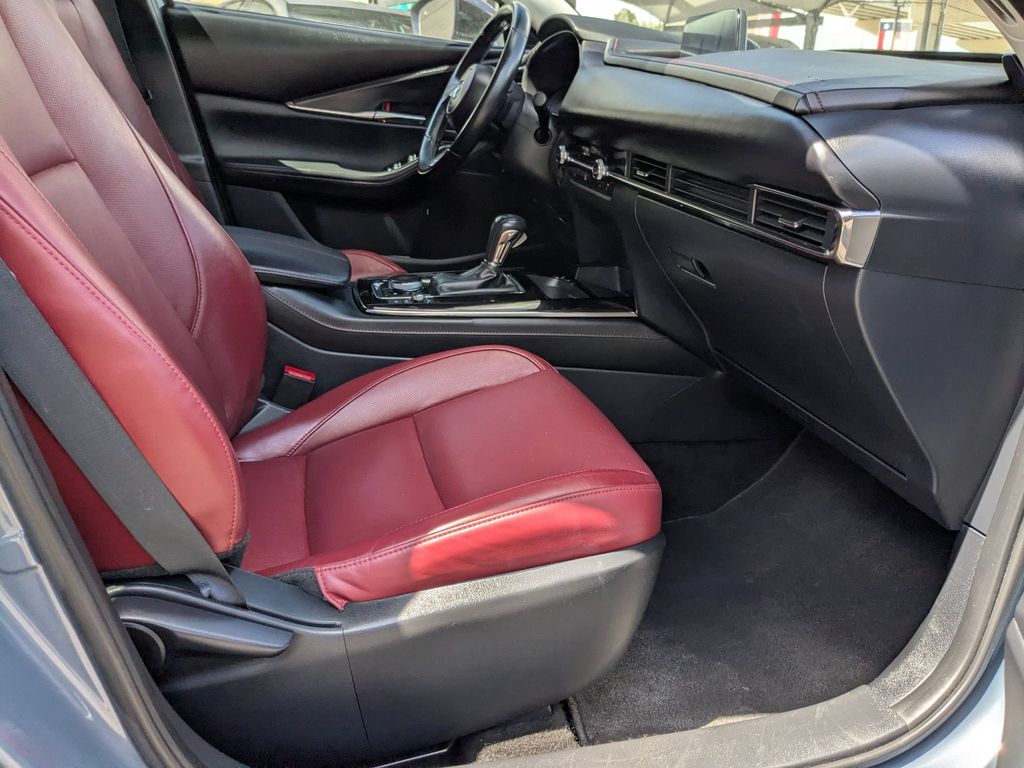 Thumbnail: 2025 Mazda CX-30 - 27