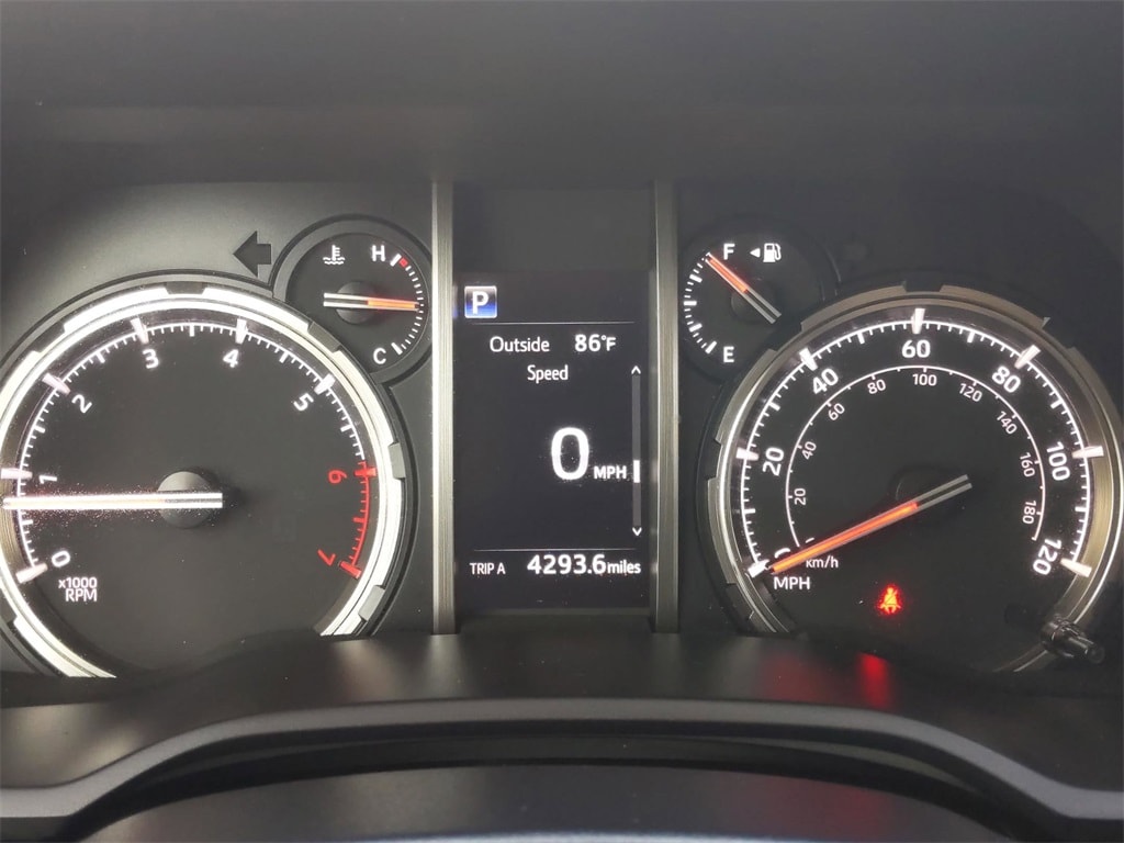 Thumbnail: 2024 Toyota 4Runner - 16
