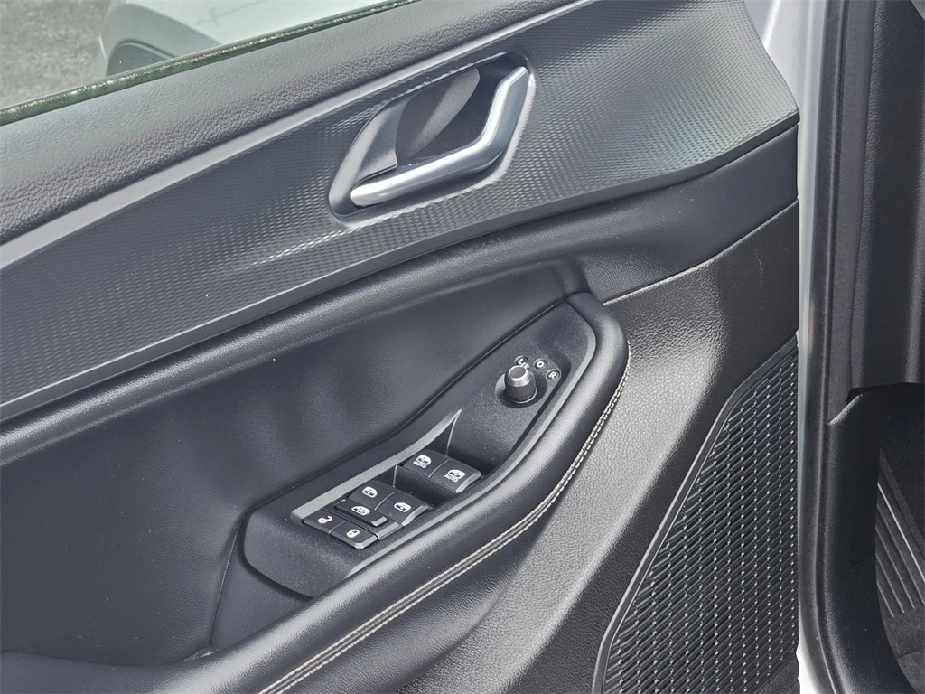 2023 Jeep Grand Cherokee Laredo 15