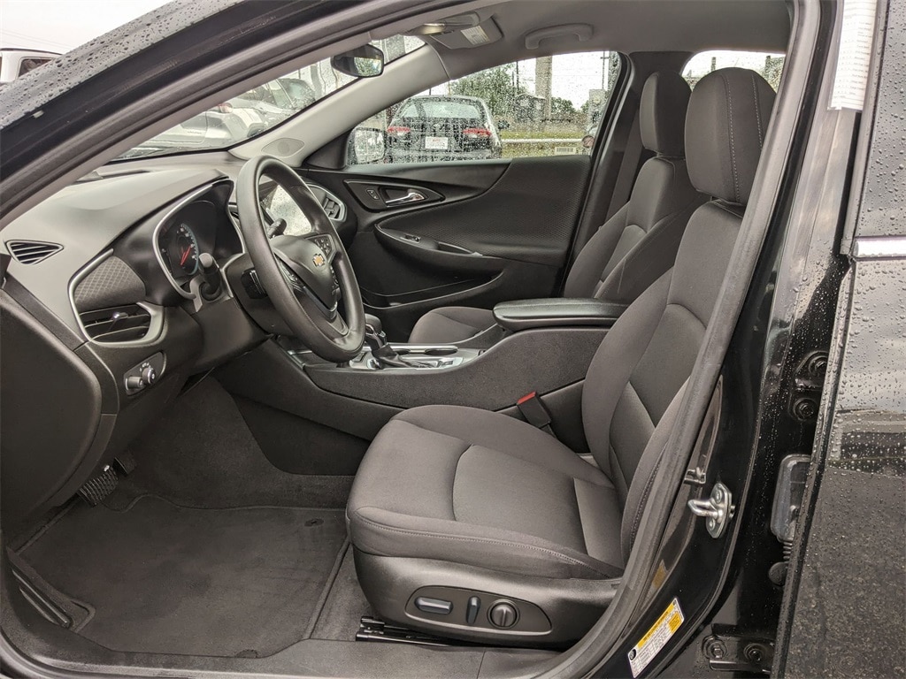 2024 Chevrolet Malibu LT 11