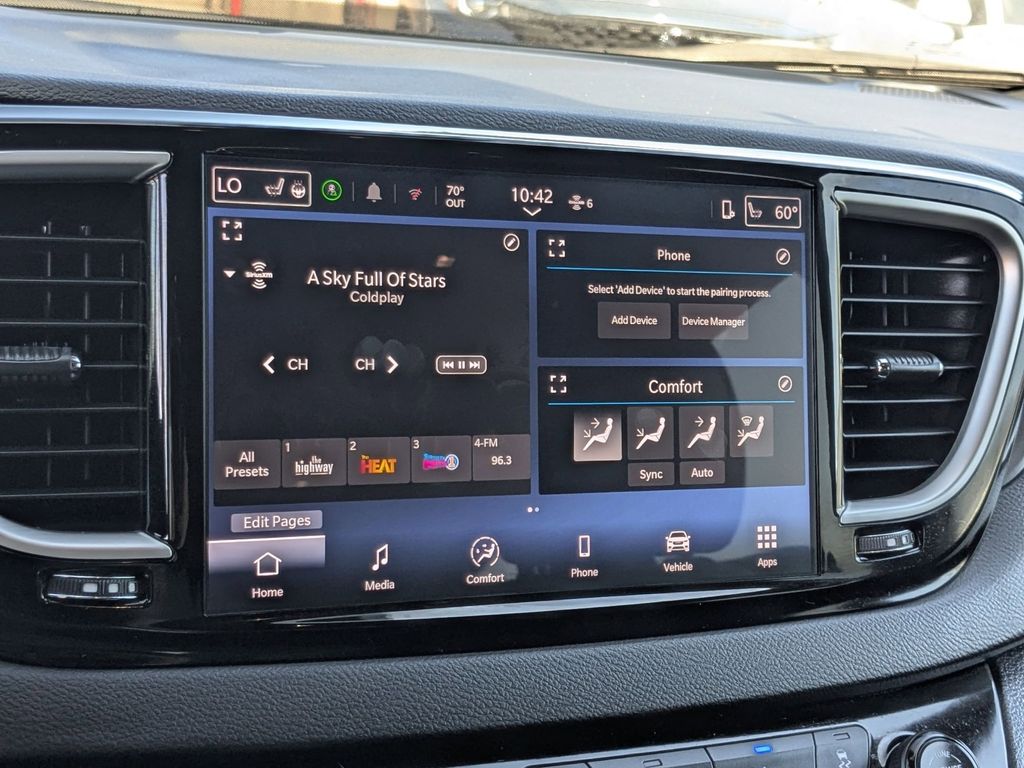 Thumbnail: 2025 Chrysler Pacifica - 20