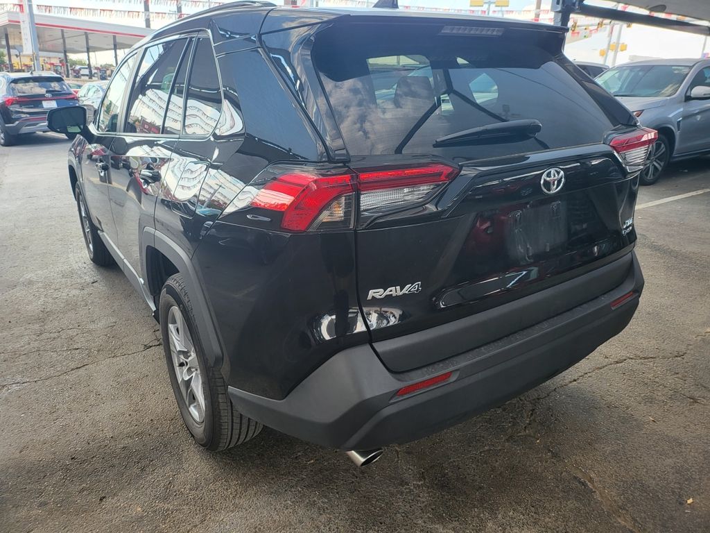 Thumbnail: 2025 Toyota RAV4 - 14