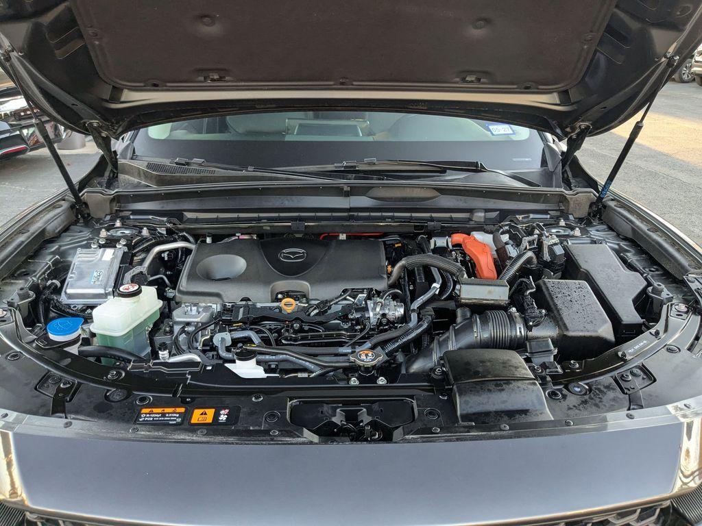 Thumbnail: 2025 Mazda CX-50 - 28