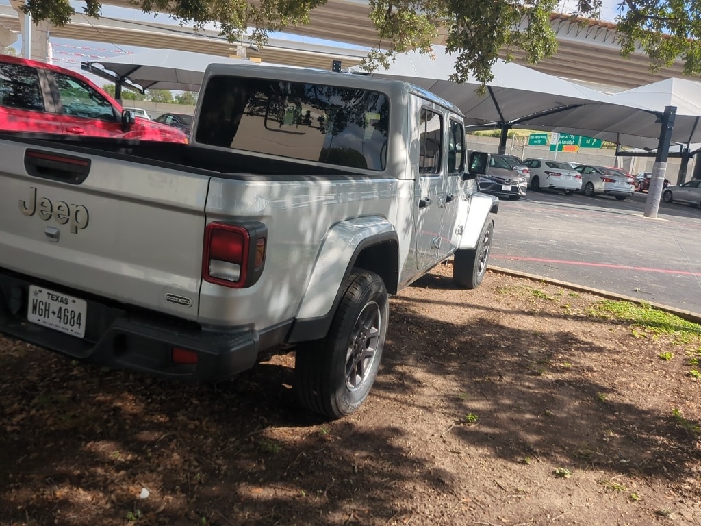 Thumbnail: 2023 Jeep Gladiator - 7