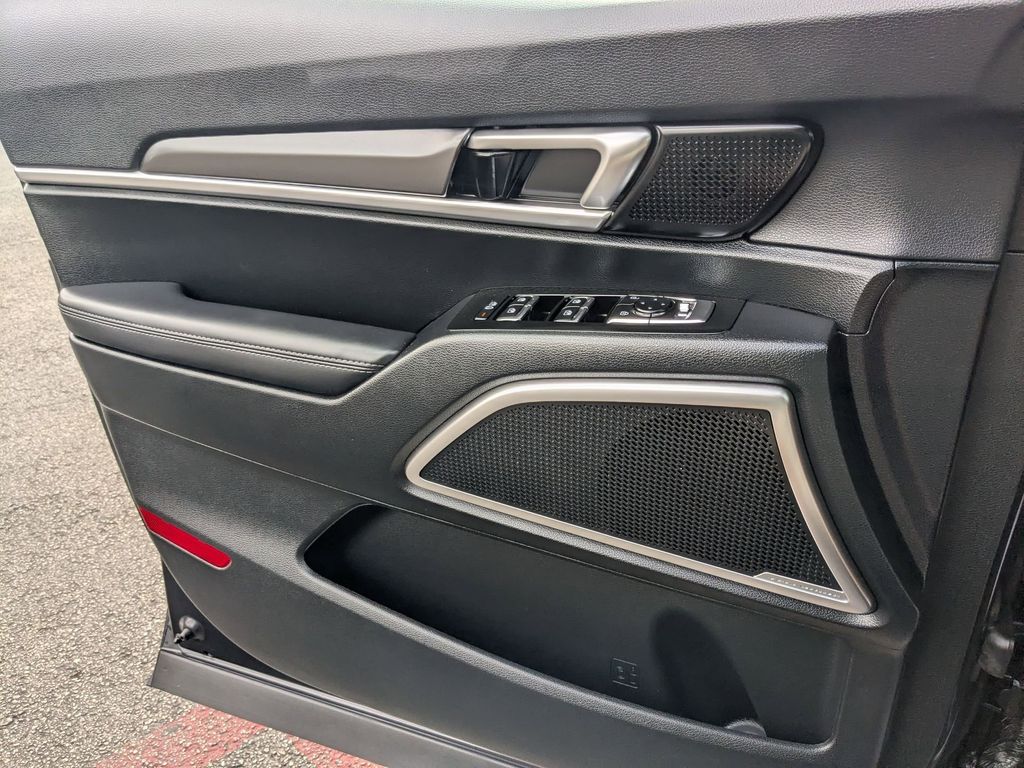 Thumbnail: 2025 Kia Telluride - 15