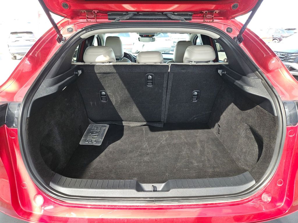 Thumbnail: 2025 Mazda CX-30 - 27