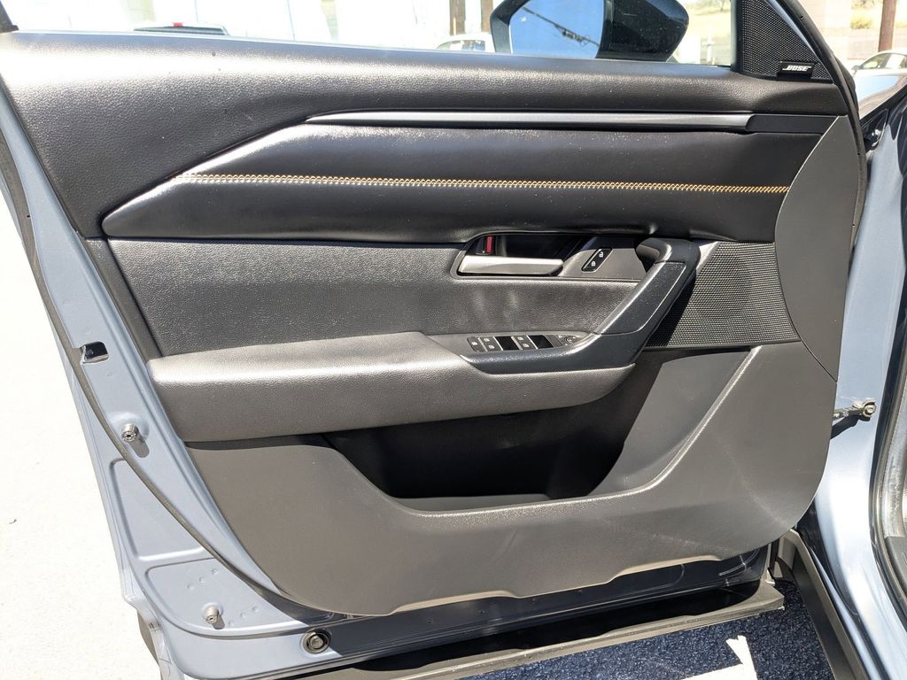 Thumbnail: 2025 Mazda CX-50 - 14