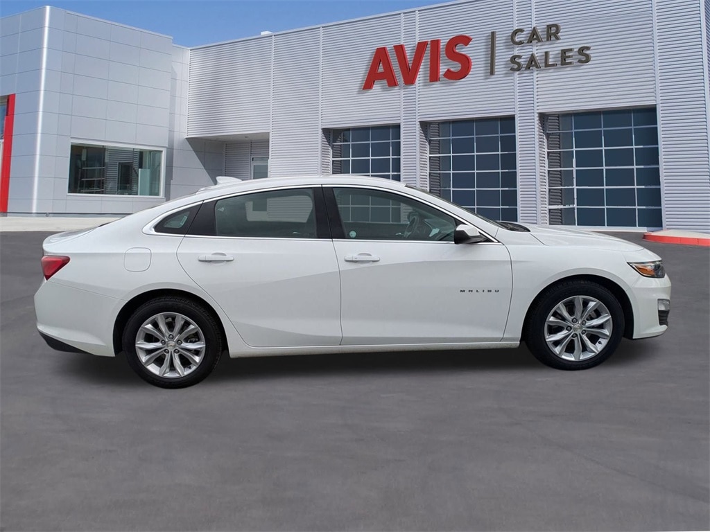 Thumbnail: 2023 Chevrolet Malibu - 5
