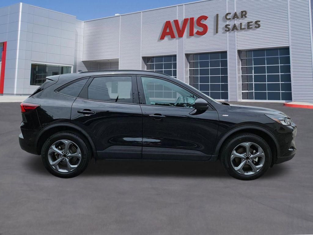 Thumbnail: 2025 Ford Escape - 7